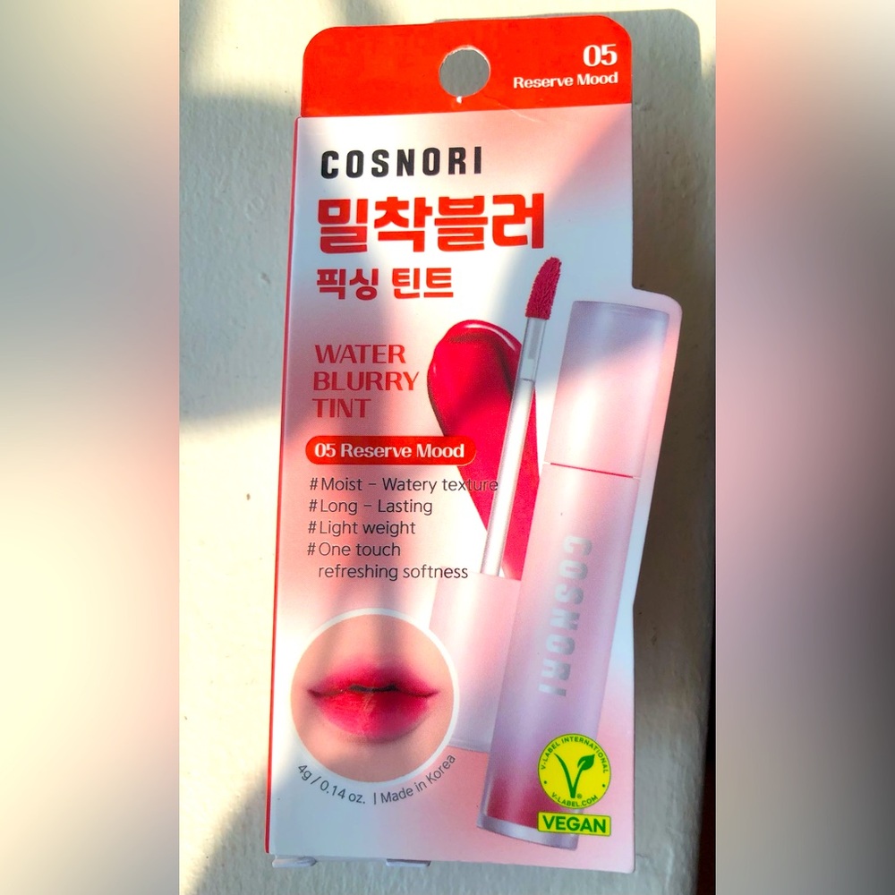 COSNORI K-Beauty Water Blurry Tint Lip Gloss in Shade 05 Reserve Mood BNIB